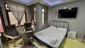 Likya) lovely apartment in historical place in Beyoğlu)